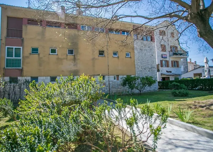 Modern Living In The Heart Of