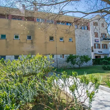 Modern Living In The Heart Of